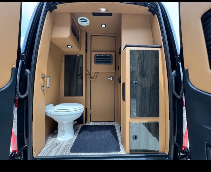 2024 Mercedes Benz Sprinter