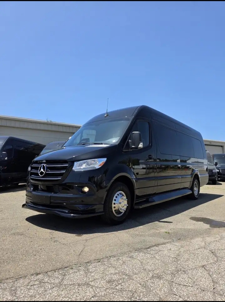 2025 Mercedes Benz Sprinter