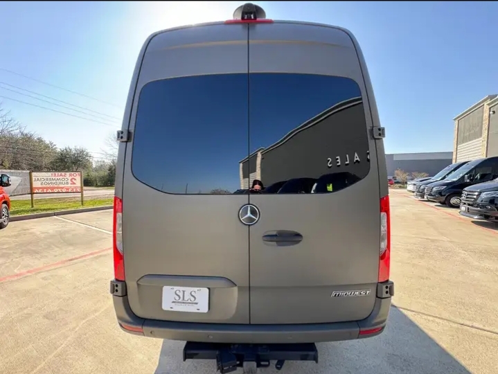 2024 Mercedes Benz Sprinter