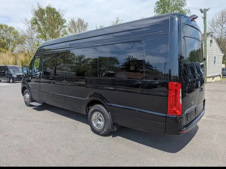 2025 Mercedes Benz Sprinter