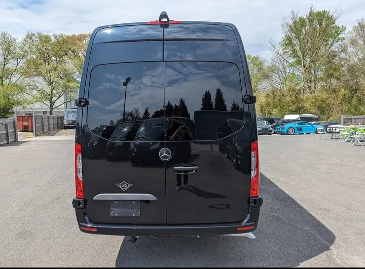 2025 Mercedes Benz Sprinter