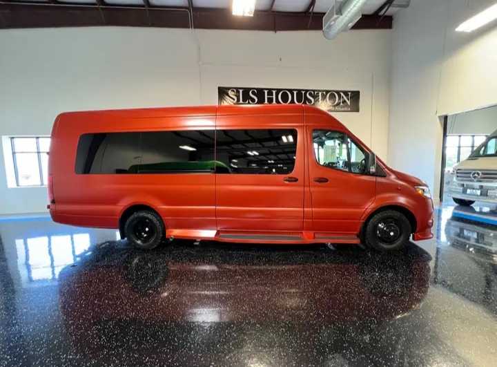 2025 Mercedes Benz Sprinter