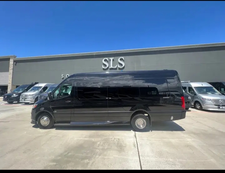 2025 Mercedes Benz Sprinter