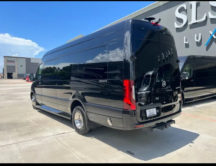2025 Mercedes Benz Sprinter