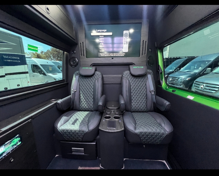 2025 Mercedes Benz Sprinter
