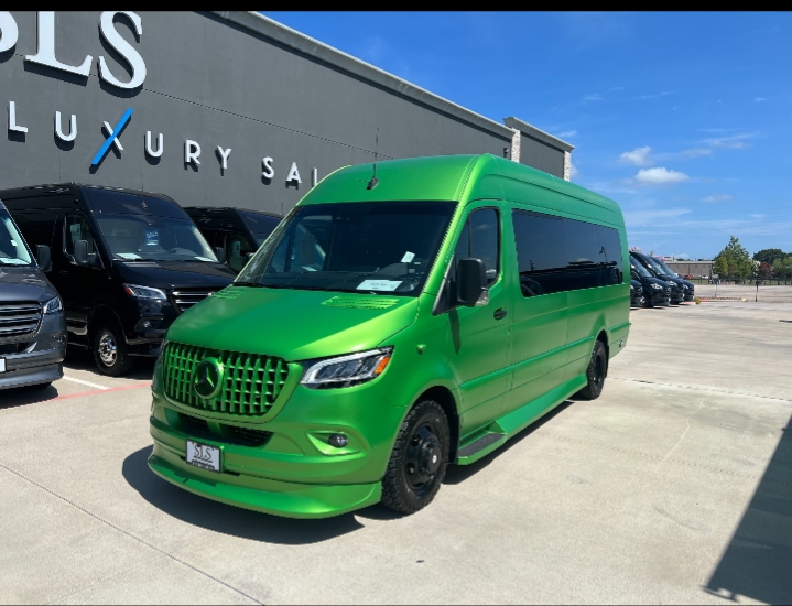 2025 Mercedes Benz Sprinter
