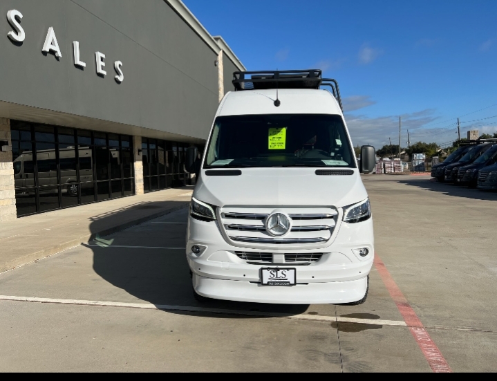 2025 Mercedes Benz Sprinter