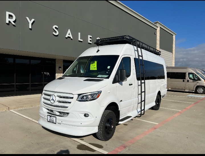 2025 Mercedes Benz Sprinter