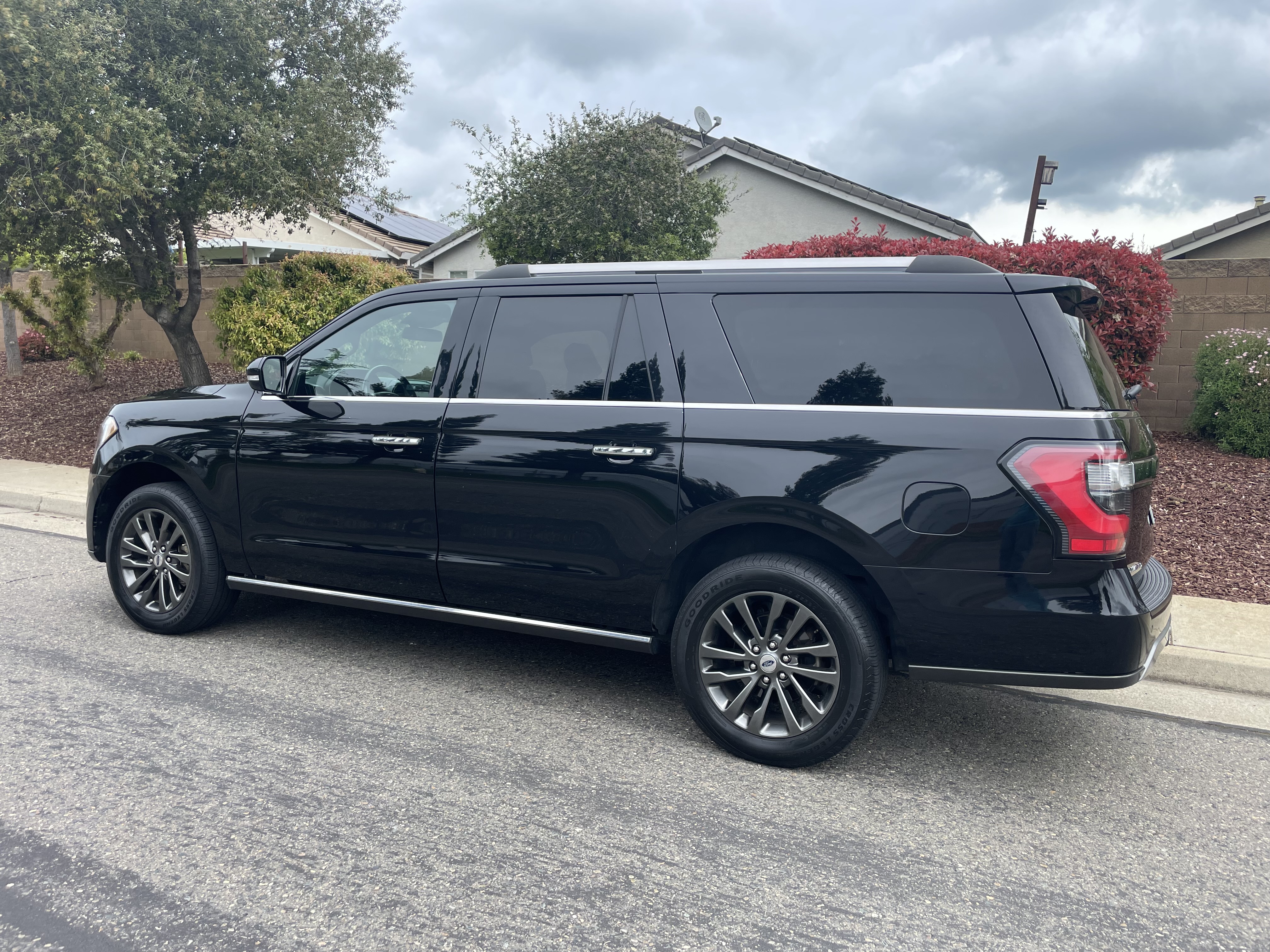 Ford Expedition EL 2020