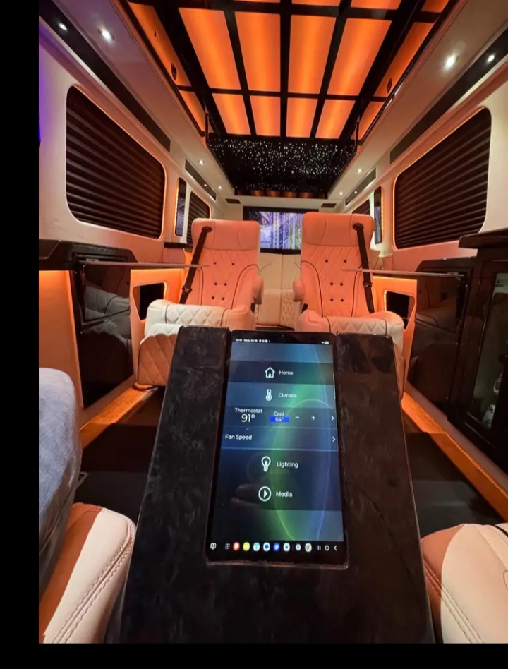 2024 Mercedes Benz Sprinter