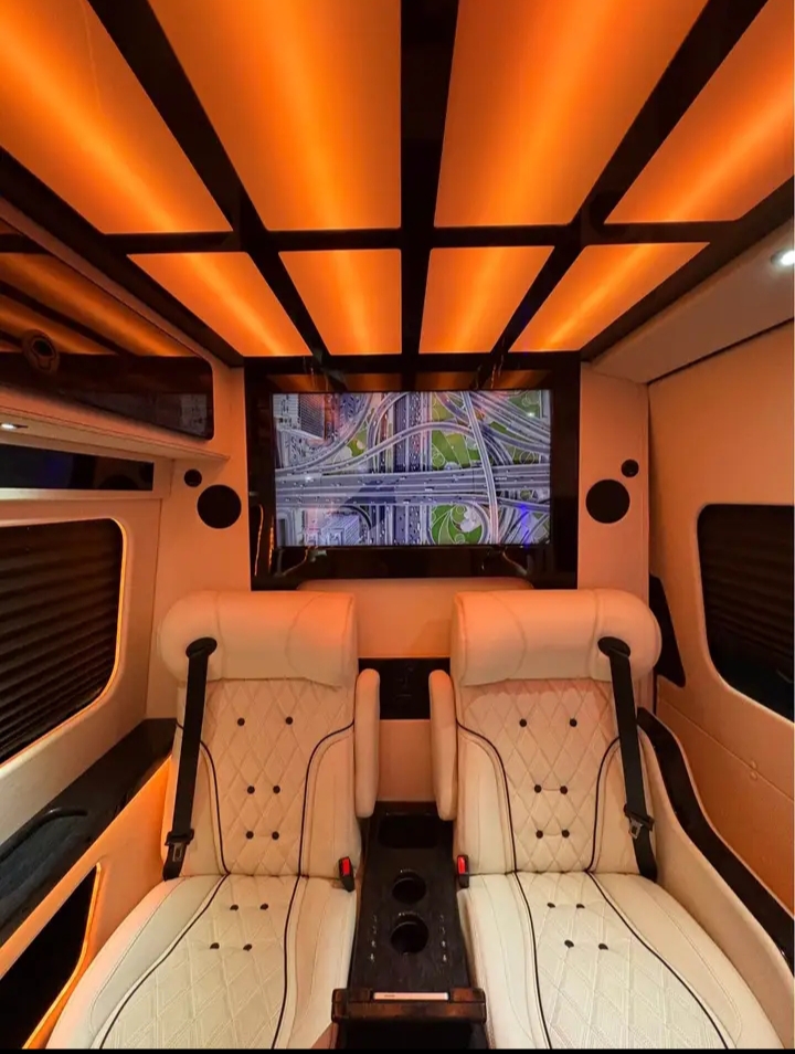2024 Mercedes Benz Sprinter