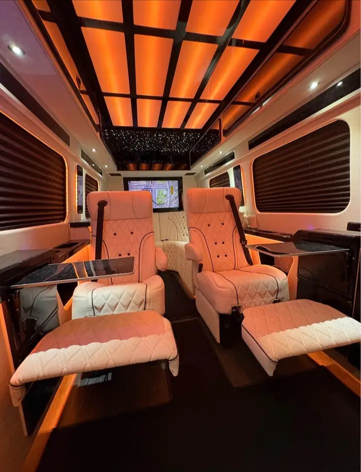 2024 Mercedes Benz Sprinter