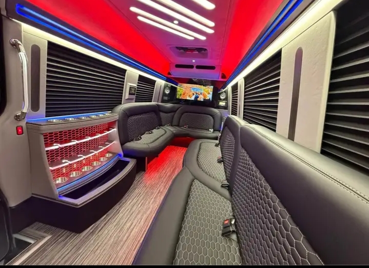 2025 Mercedes Benz Sprinter