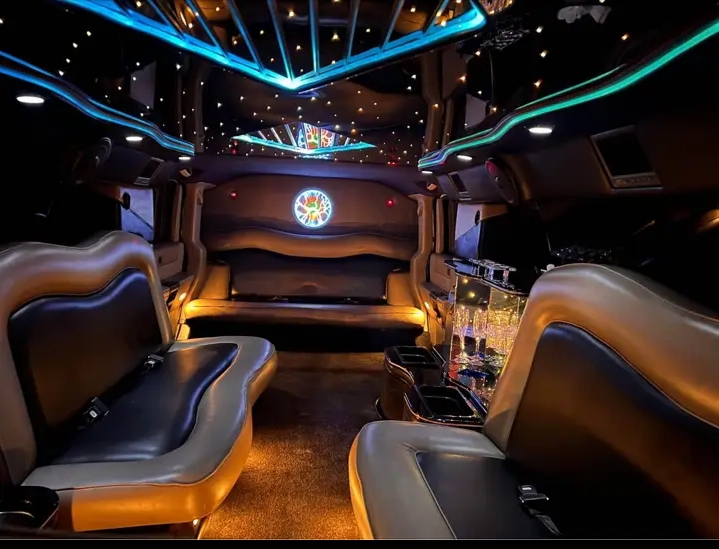 2004 Hummer H2 Limousine