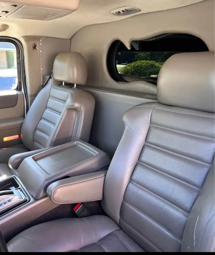 2004 Hummer H2 Limousine