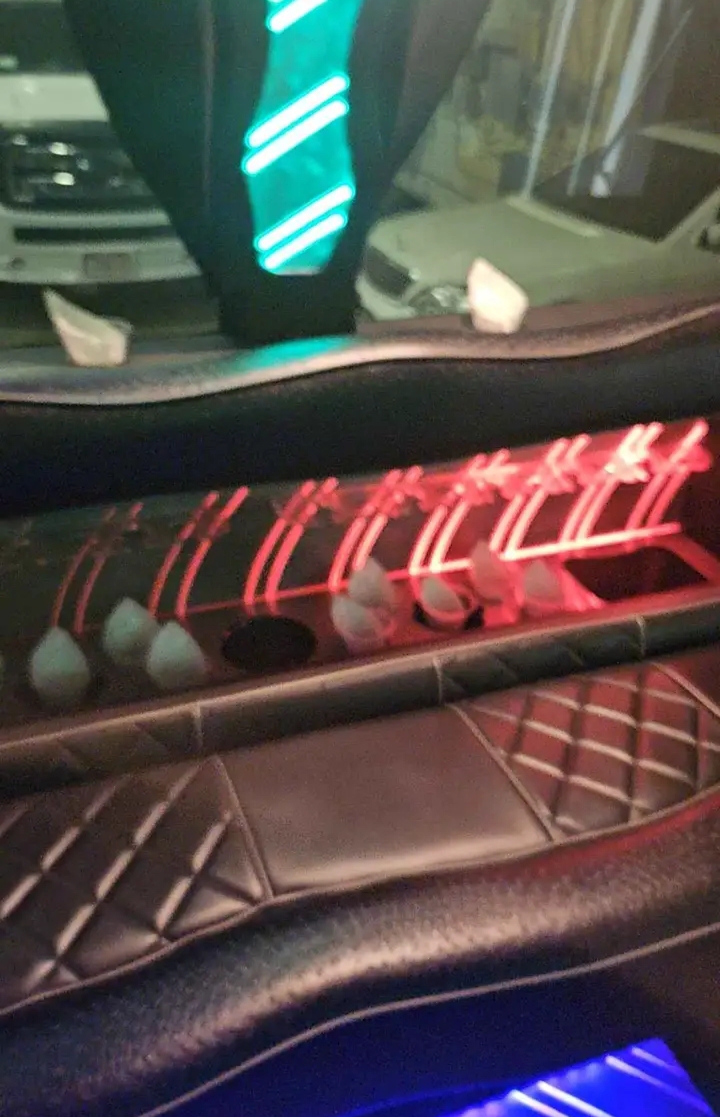 2017 GMC C5500 Limo Bus