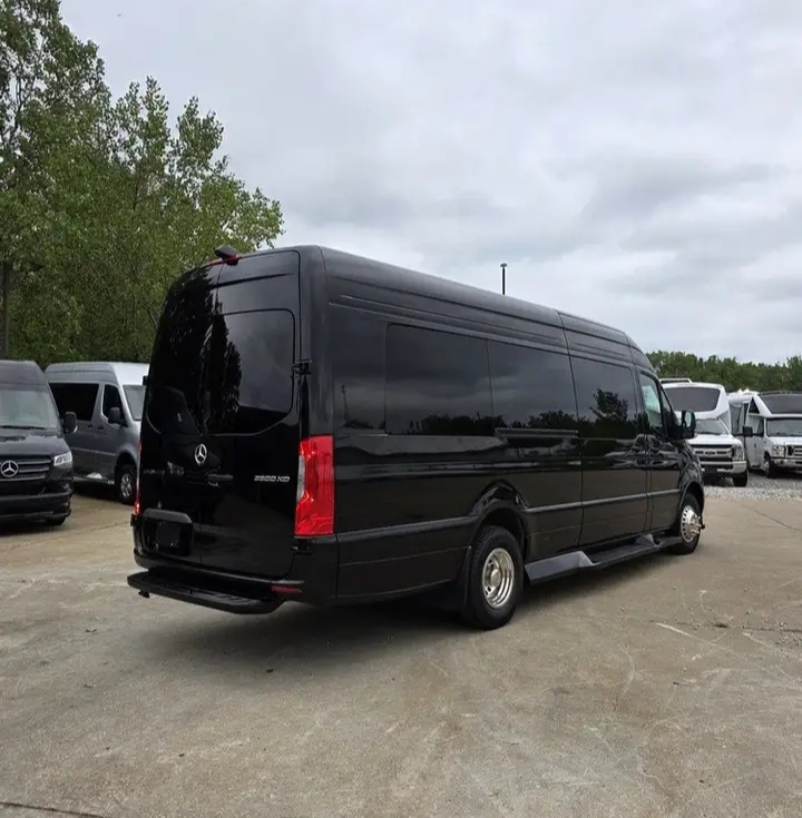 2025 Mercedes Benz Sprinter