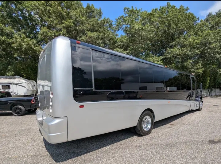 2019 Freightliner M2 Shuttle Bus