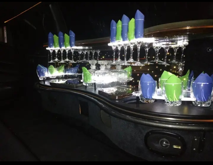 2007 Lincoln Town Car Limousine