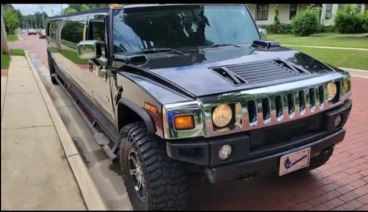2006 Hummer H2 Limousine