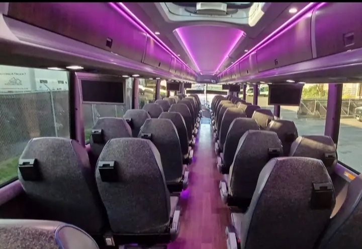 2018 MCI J4500 Motorcoach