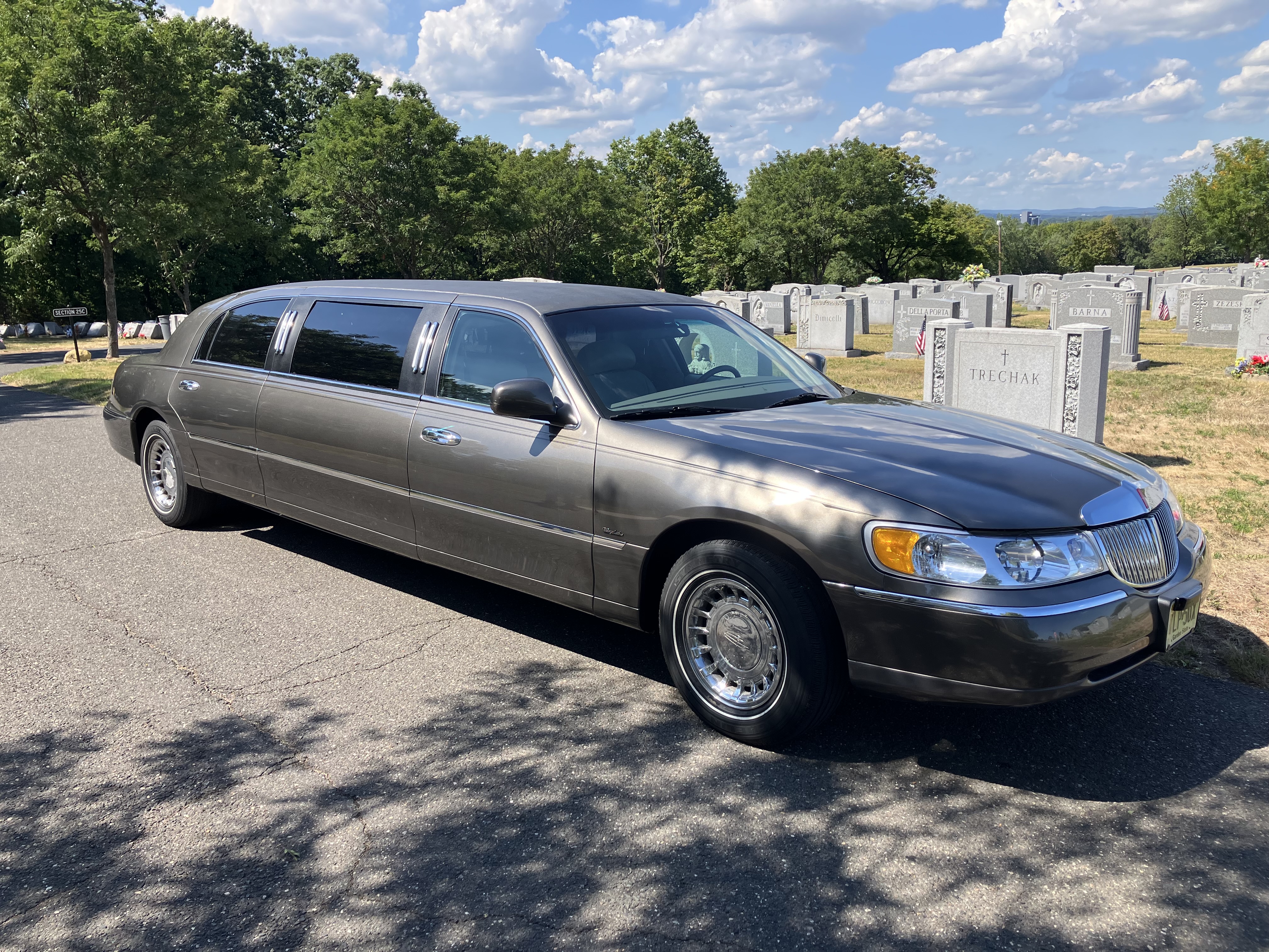 Lincoln Town Car 2000