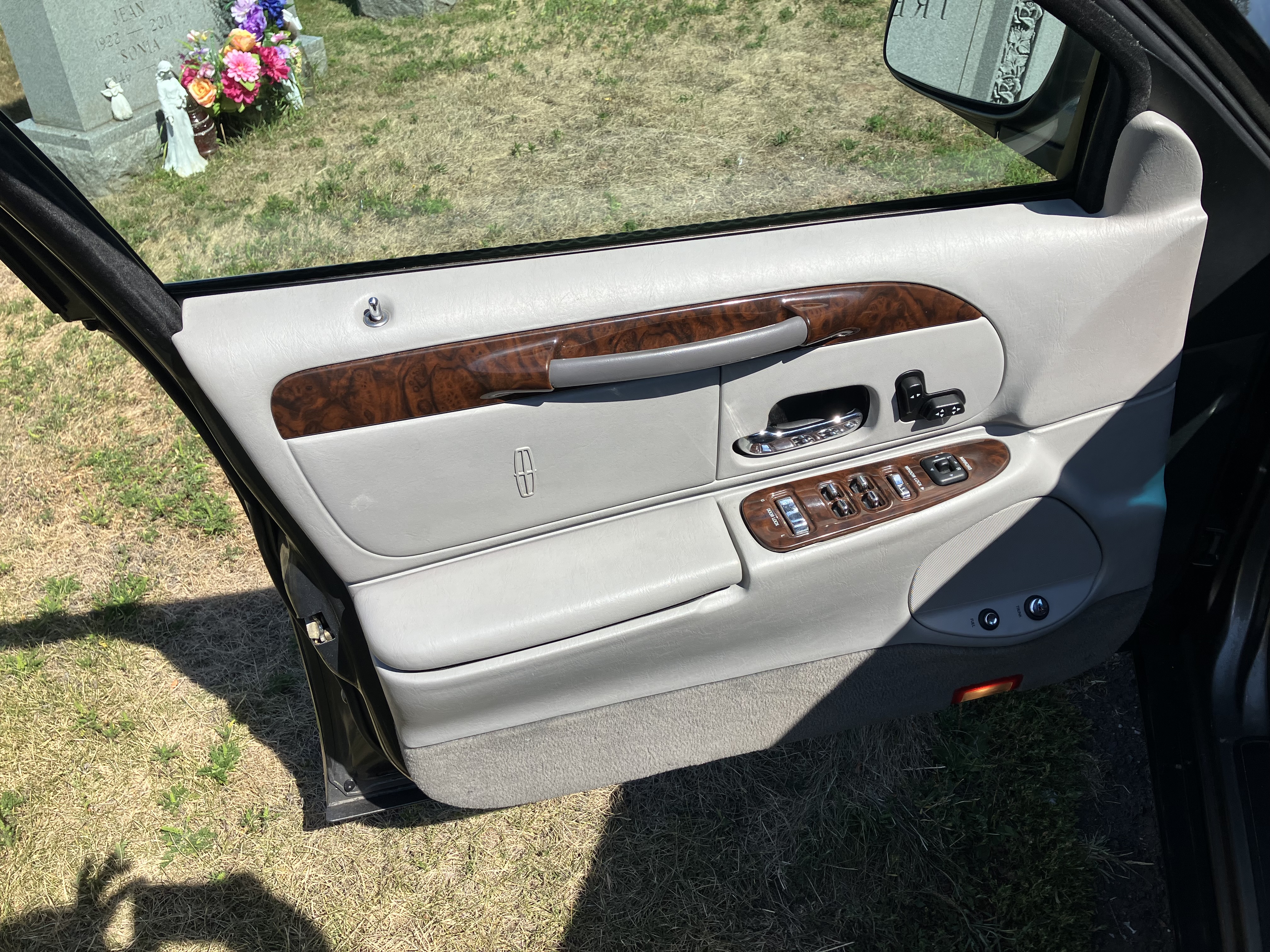 Lincoln Town Car 2000