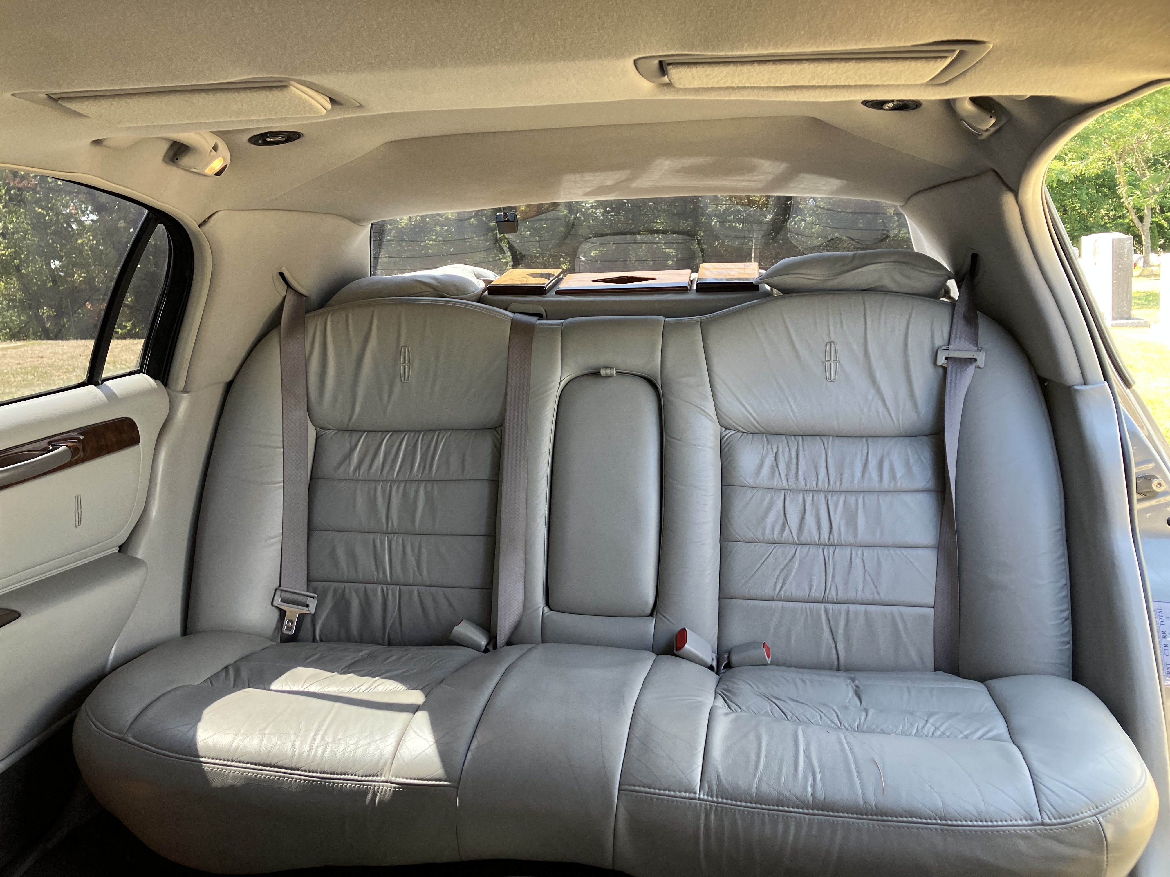 Lincoln Town Car 2000