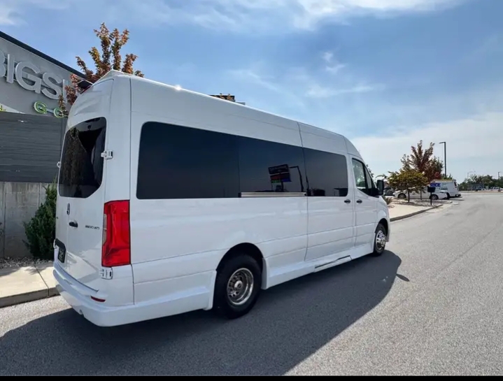 2021 Mercedes Benz Sprinter