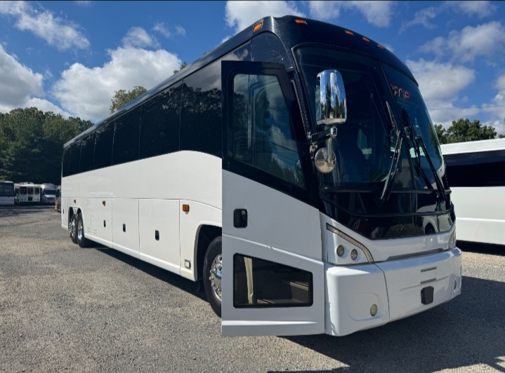 2016 MCI J4500 Motorcoach