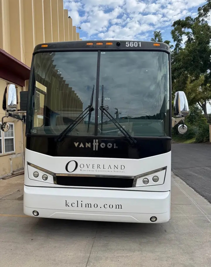 2019 Van Hool CX45 Motorcoach
