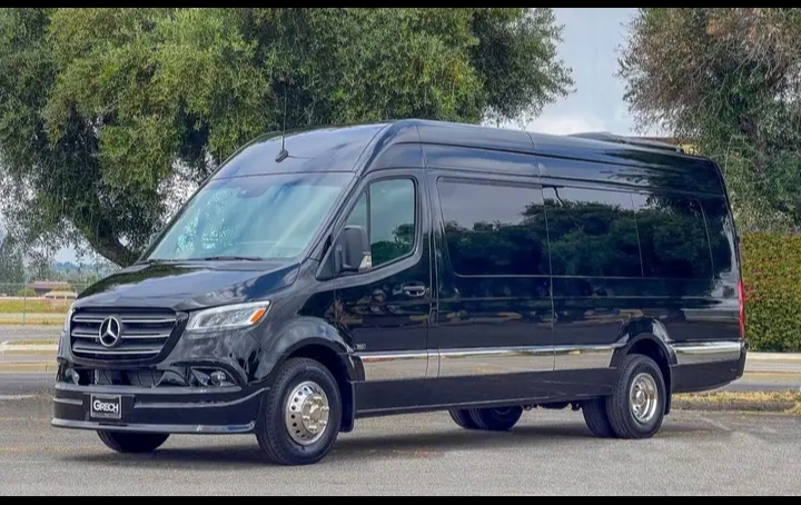 2025 Mercedes Benz Sprinter