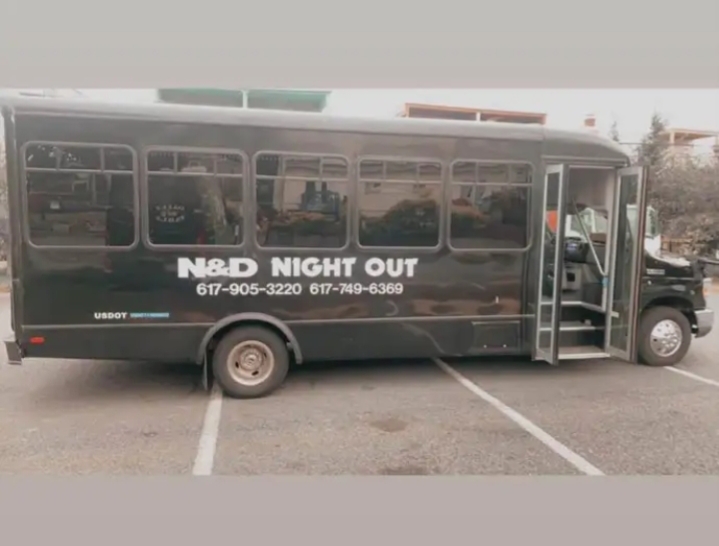 2010 Ford E-450 Limo Bus