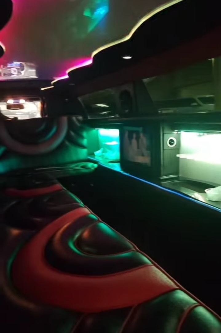 2013 Chrysler 300 Limousine