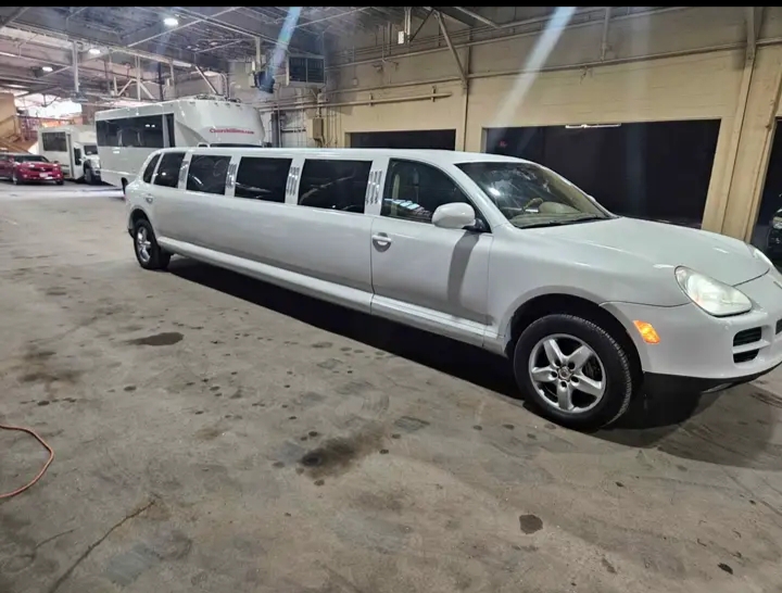 2004 Porsche Cayenne Limousine