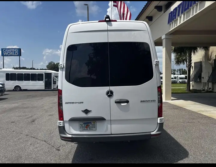 2022 Mercedes Benz Sprinter