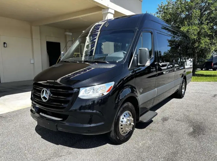 2023 Mercedes Benz Sprinter