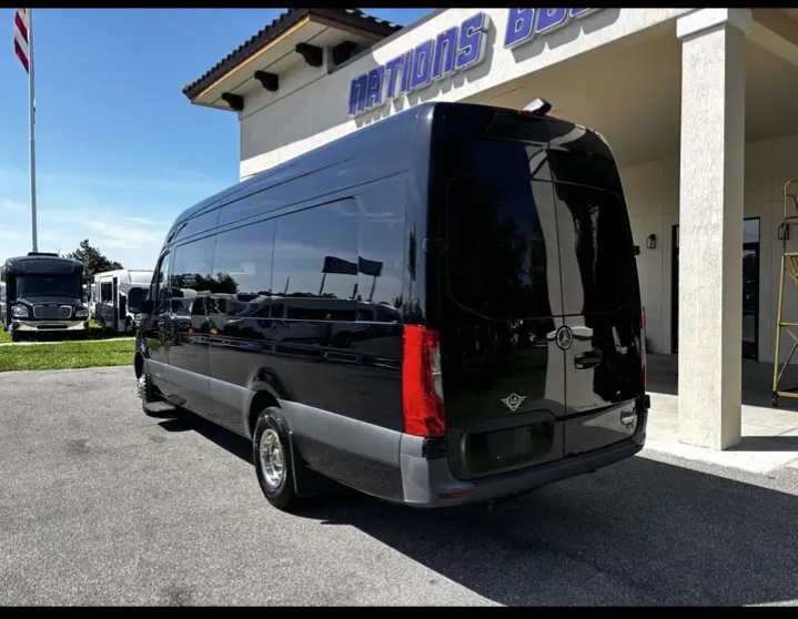 2023 Mercedes Benz Sprinter