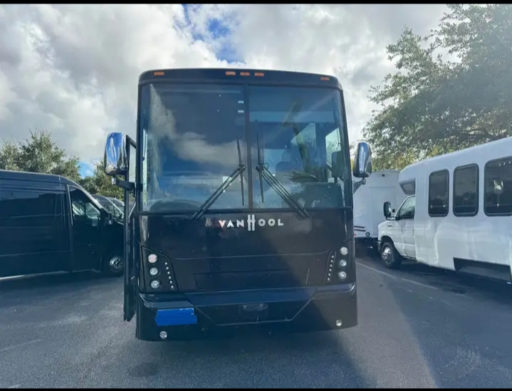 2016 Van Hool CX35 Motorcoach