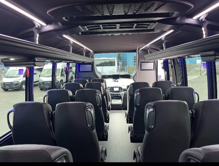 2025 Ford F-600 Shuttle Bus