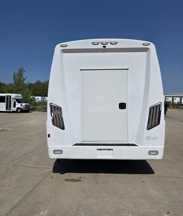 2018 Ford E-450 Shuttle Bus