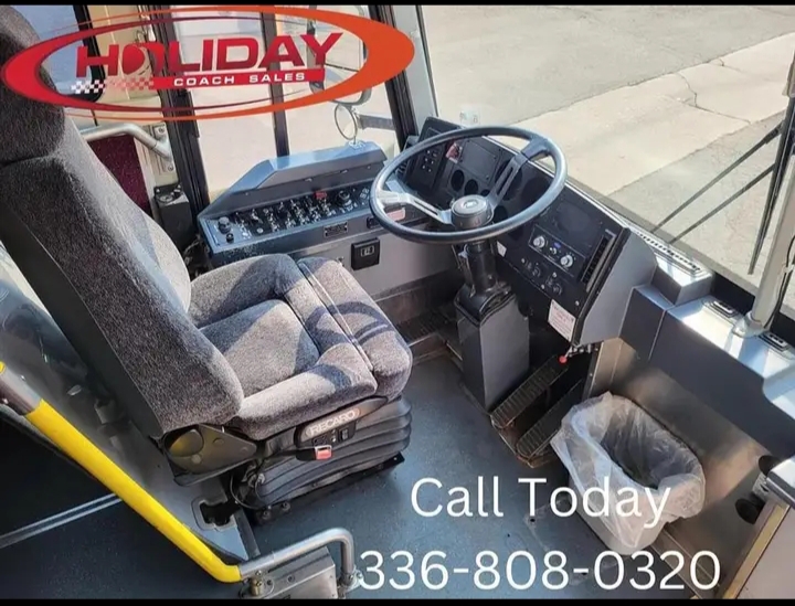 2004 MCI D4505 Motorcoach