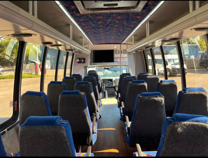 2014 International Shuttle Bus