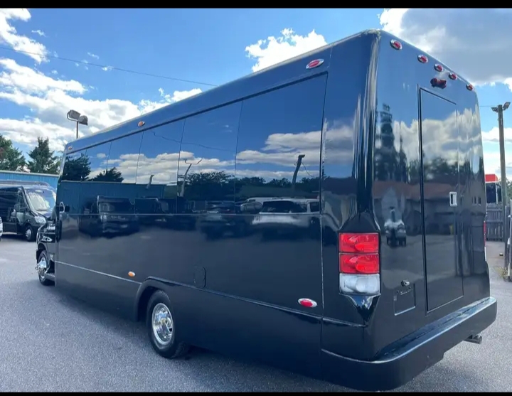 2014 Ford E-450 Limo Bus