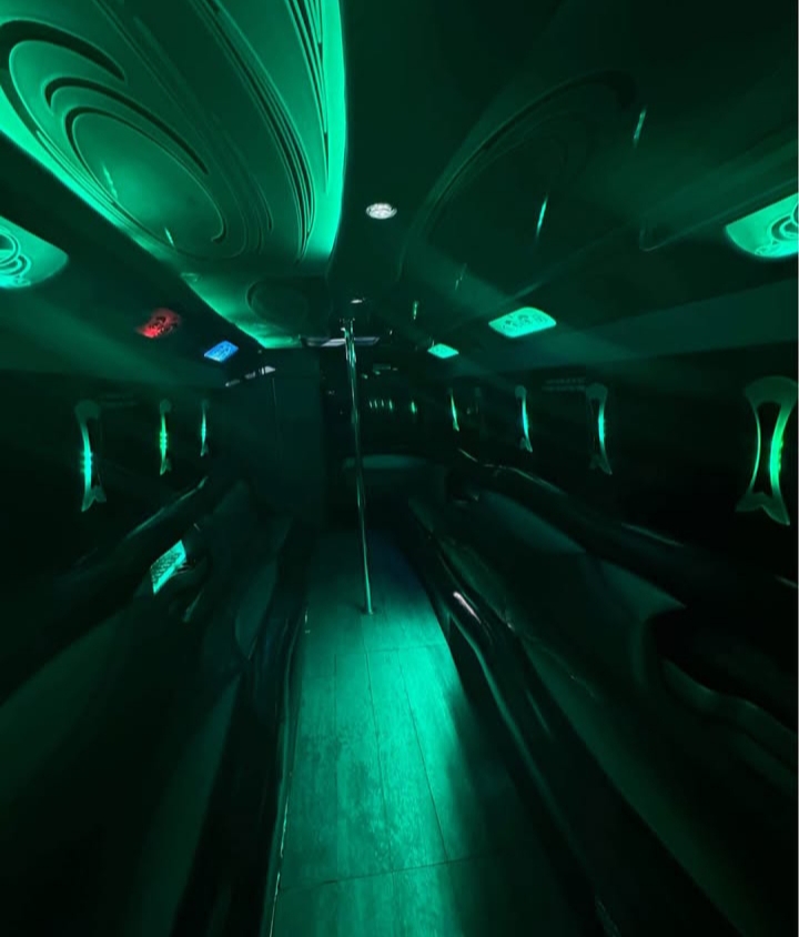 2000 Ford F-550 Party Bus