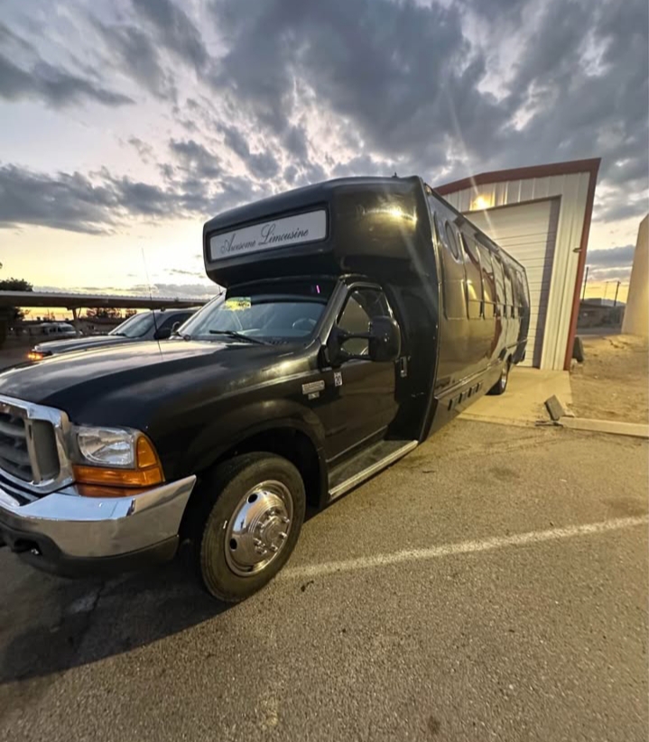 2000 Ford F-550 Party Bus