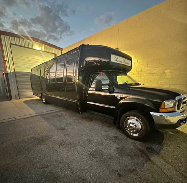2000 Ford F-550 Party Bus