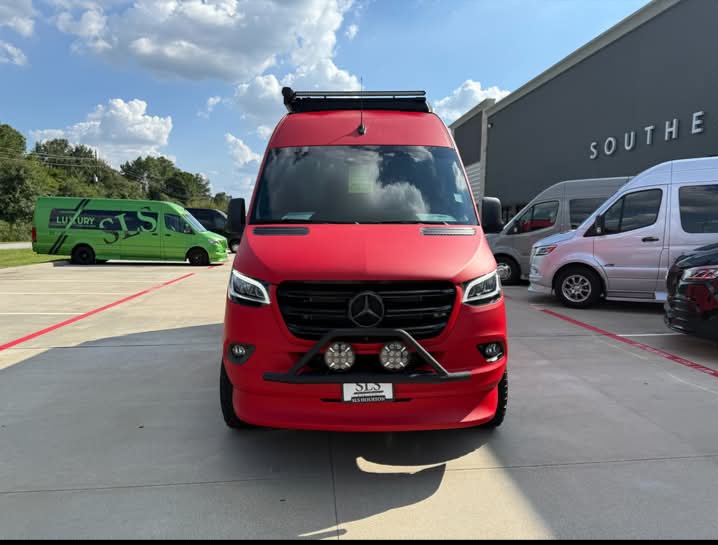 2024 Mercedes Benz Sprinter