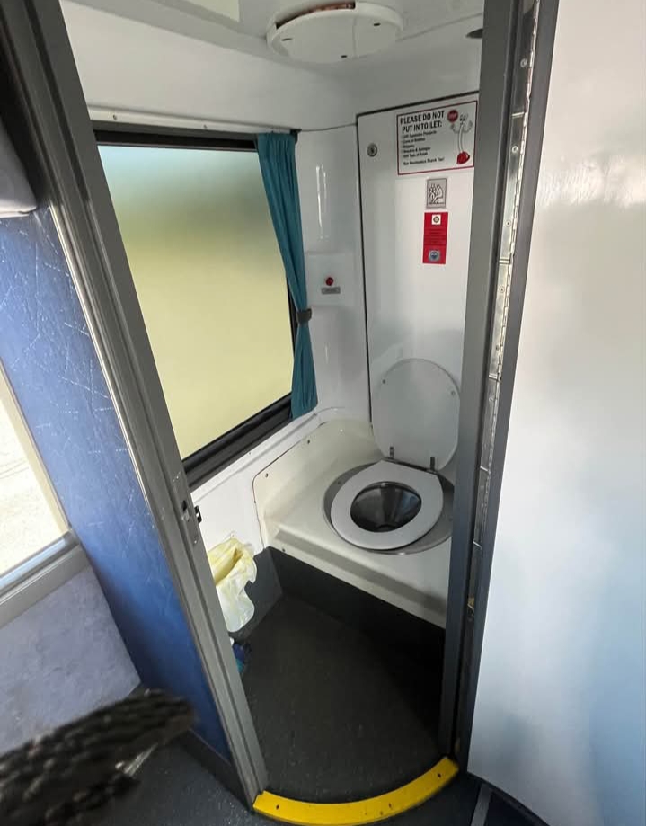 2008 VanHool C2045 Motorcoach