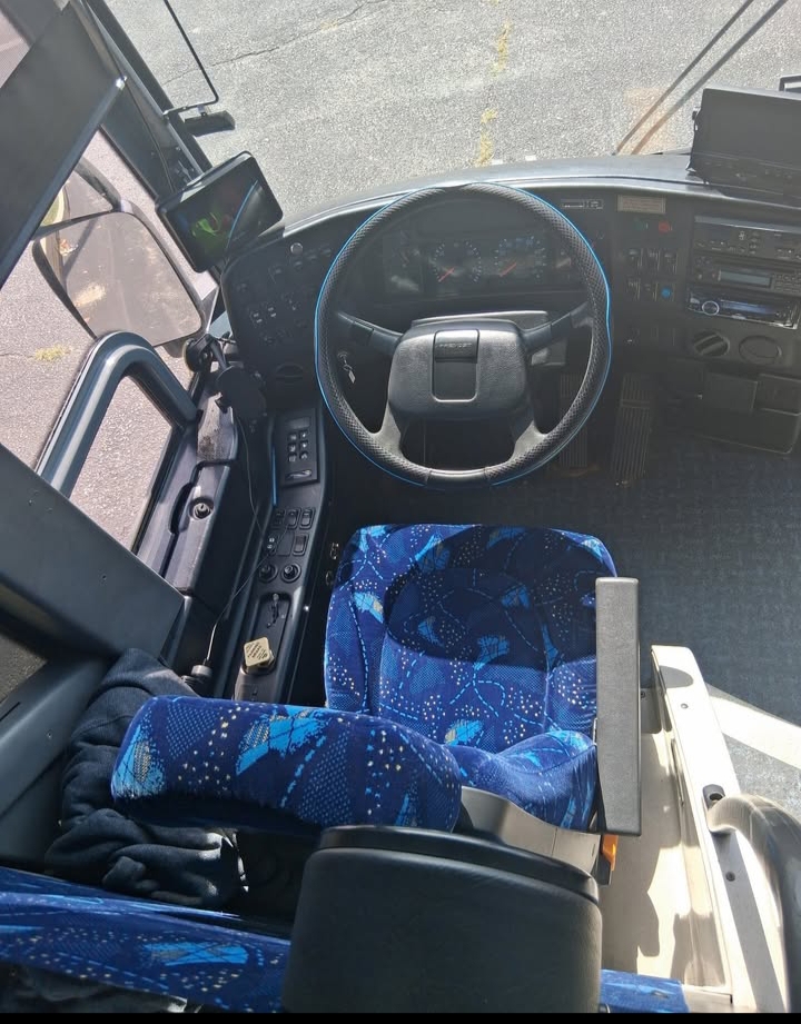 2006 Prevost H3-45 Motorcoach